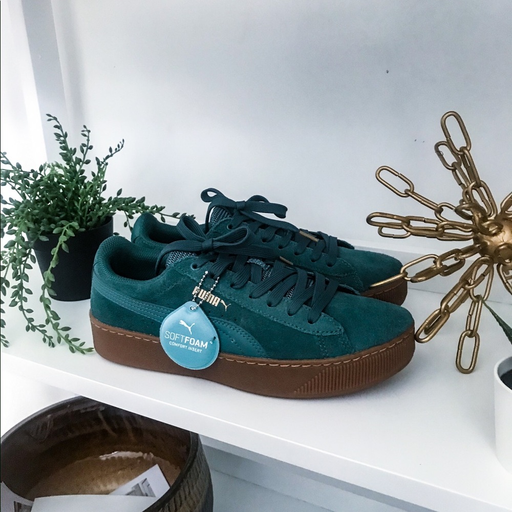 Puma Vikky Platform Sneakers